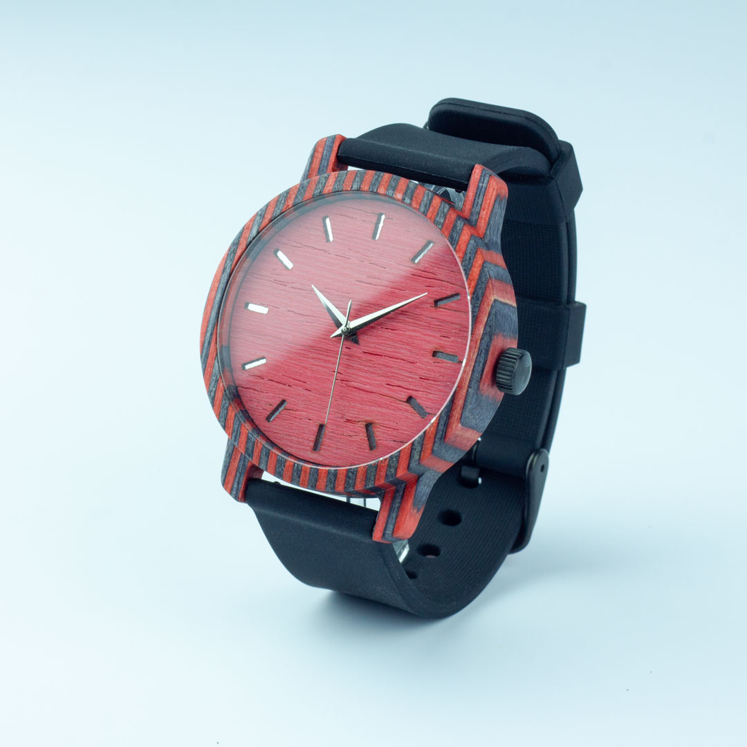Деревянные часы "Garda | Classic" c черным силиконовым ремешком